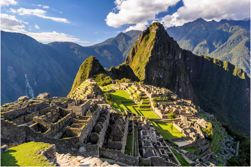 A view of Macchu Picchu ruins 